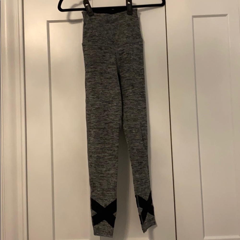 Beyond Yoga Leggings gray/black